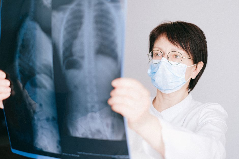 What Is BUN/Creatinine Ratio in a Blood Test? The Clue That Tells Dehy - doctor reviewing scan