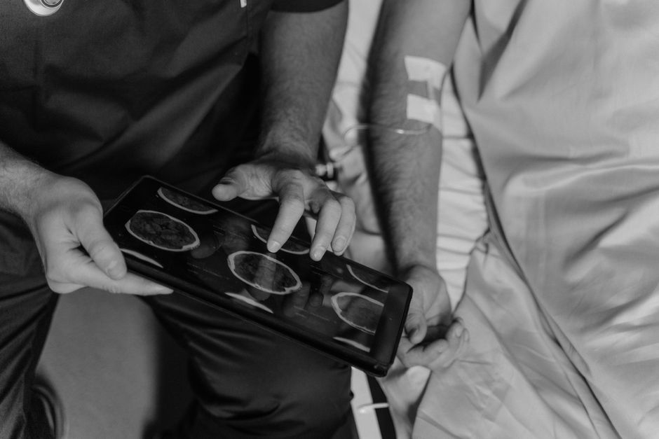 What Is a Low eGFR in a Blood Test? What Your Kidney Number Really Mea - doctor reviewing scan