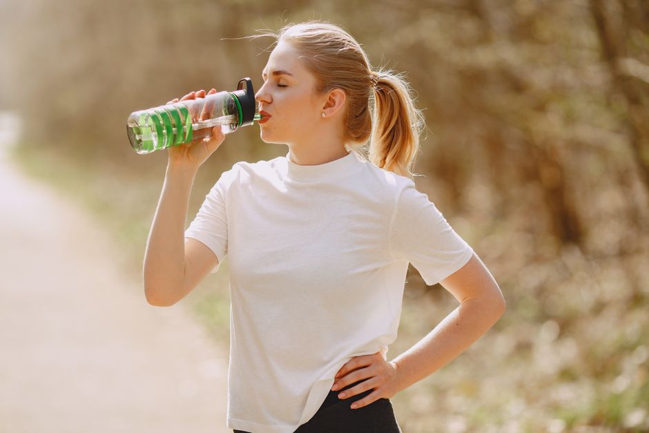 What Does Low Uric Acid Mean in a Blood Test? - drinking water hydration