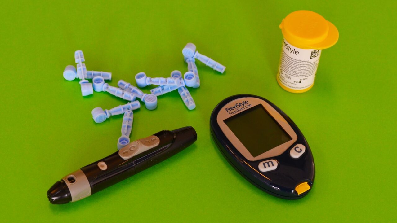 Function Health vs Quest Diagnostics: DIY Labs or Membership?