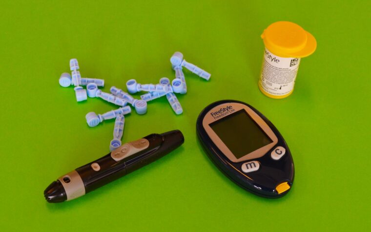 Function Health vs Quest Diagnostics: DIY Labs or Membership?