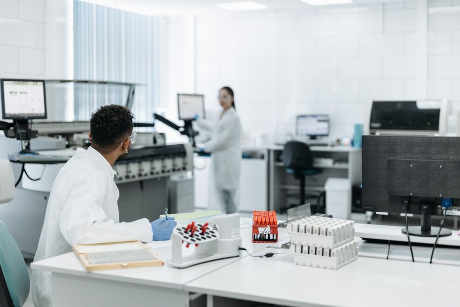 What Does Low Magnesium Mean in a Blood Test? - medical laboratory technician