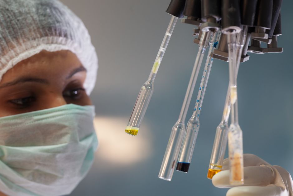 What Is a Low RDW Blood Test? Why Lower Is Usually Good News - medical laboratory technician