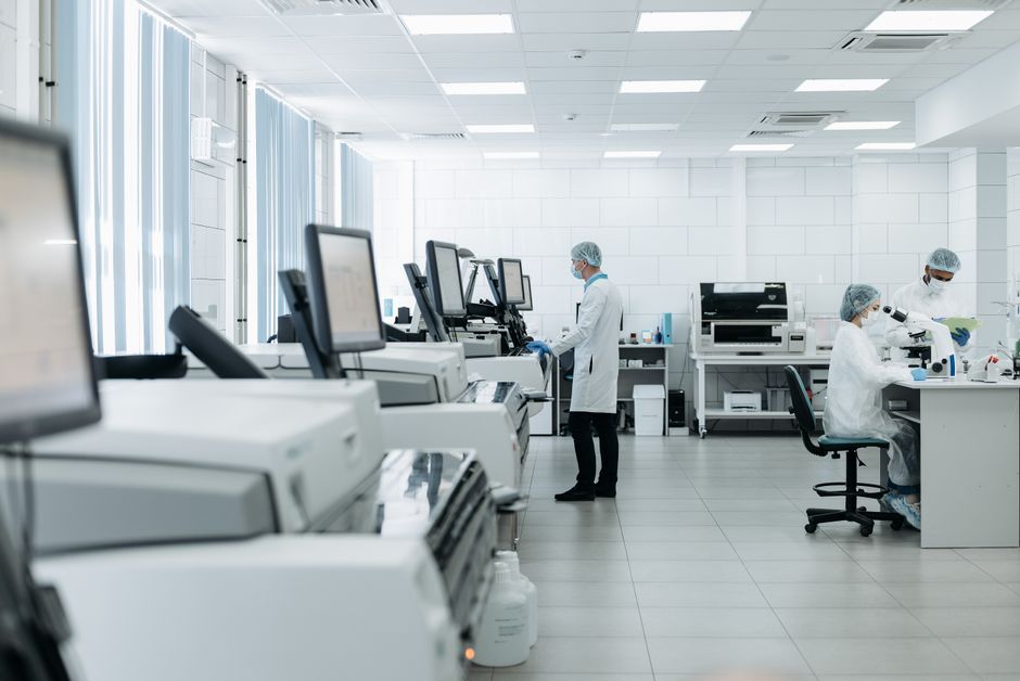 Peptides vs GLP-1: What's Actually Different (And What Isn't) - modern medical lab