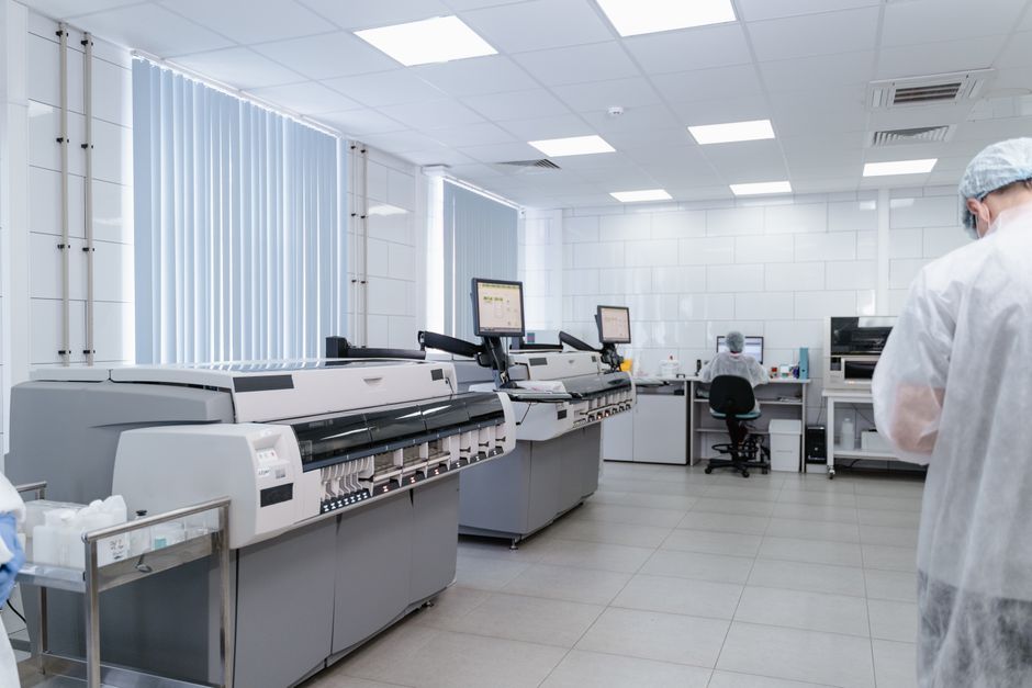What Is a Low BUN on a Blood Test? Causes and When to Worry - modern medical lab